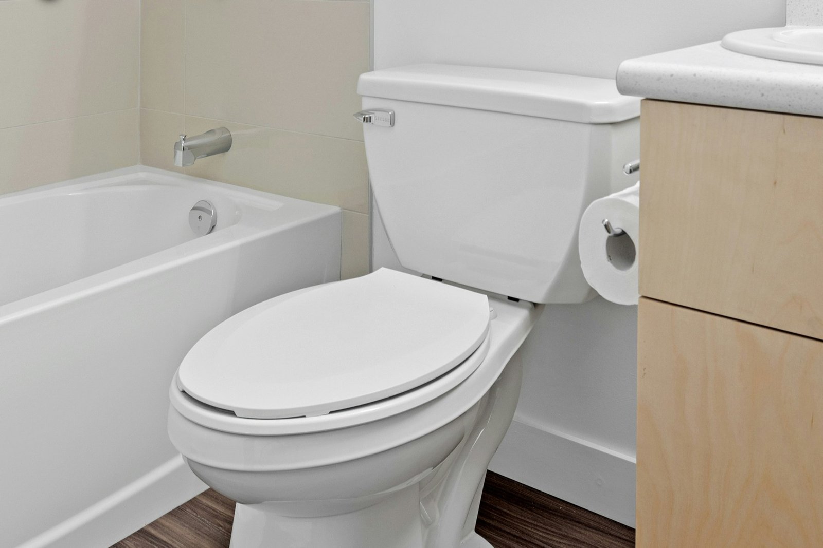 Toilette in einem Badezimmer